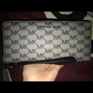Michael Kors wallet